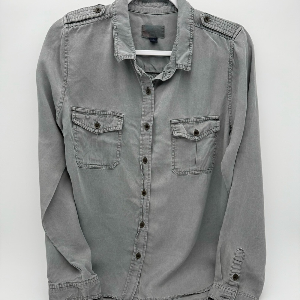 Universal Threads Women's Vintage Button Down Shirt Small S Epaulettes Linen Top